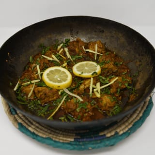 Chicken Karahi (Bone-in) - Pakistani Style