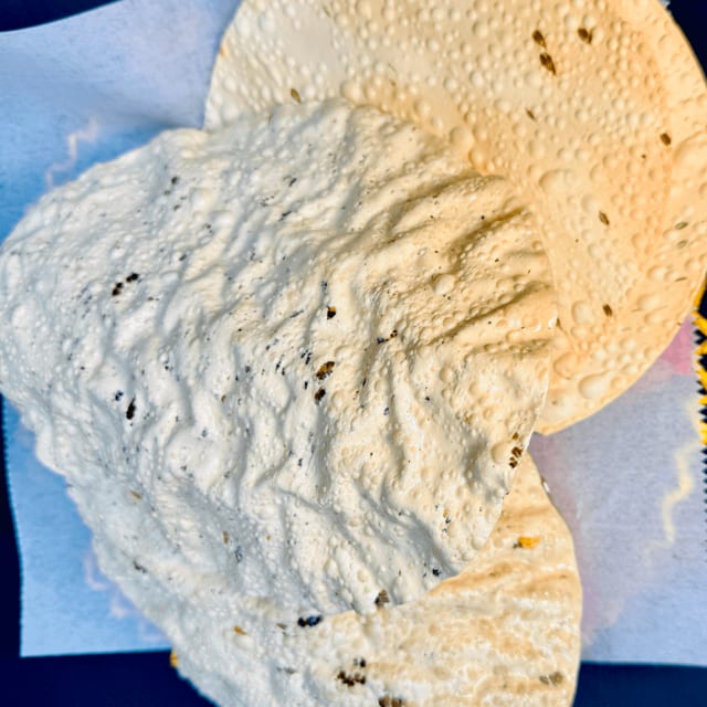 Roasted Pappad (2 pcs).
